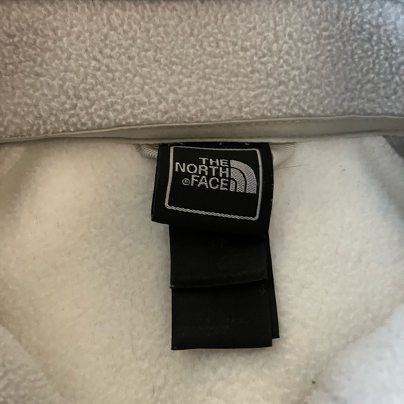 The North Face Full Zip Fleece Jacket. Excellent Condition Size S. - Picture 4 of 4